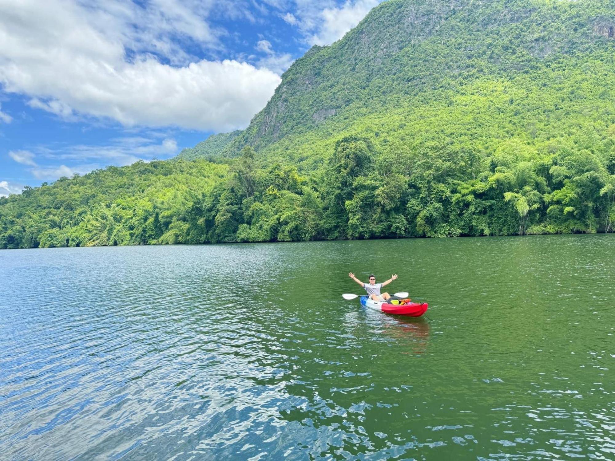 Paenaifun Resort Kanchanaburi Esterno foto